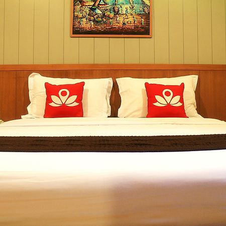 Zen Rooms Bukit Tunggul Bandung Exterior foto