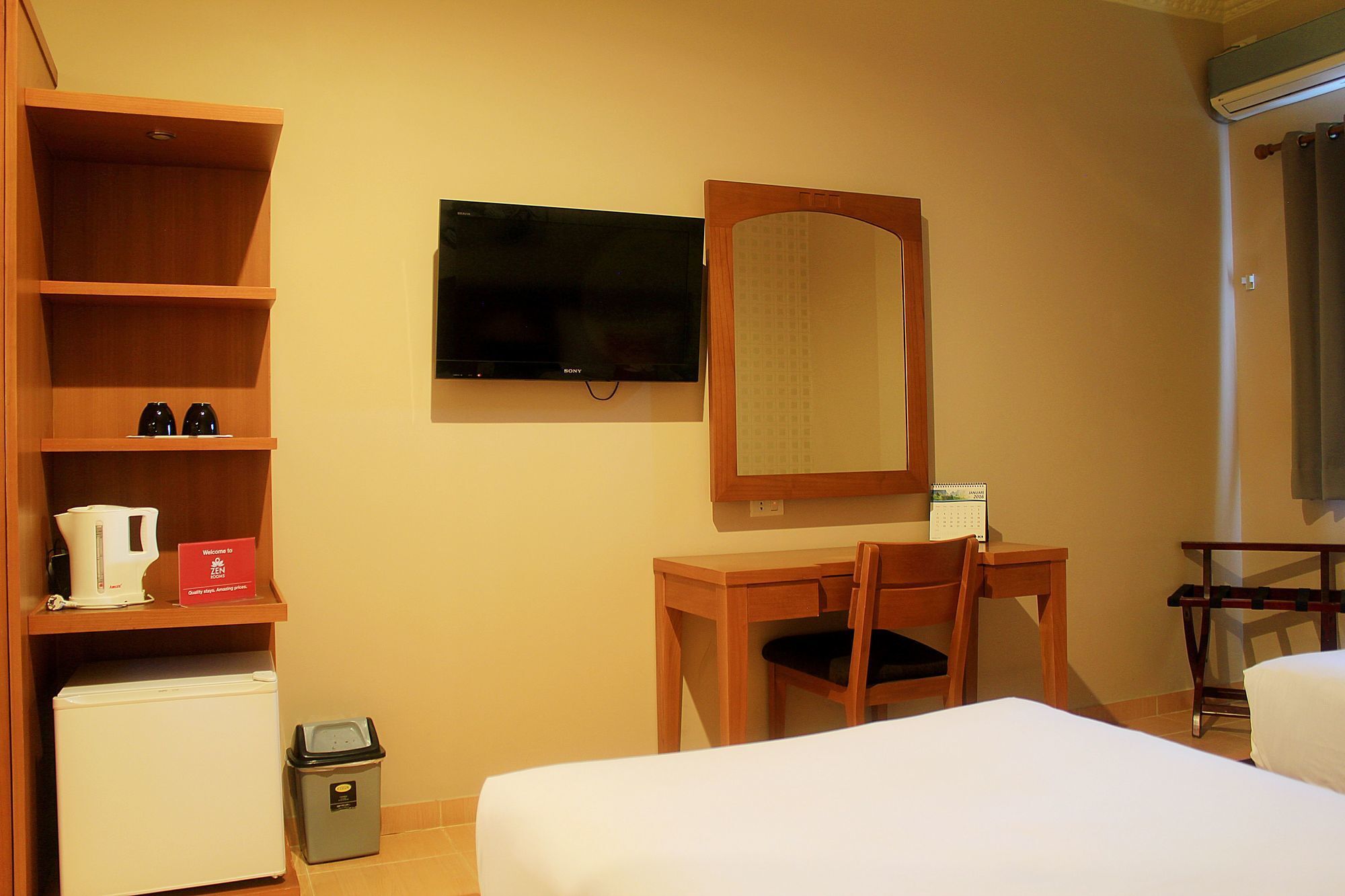Zen Rooms Bukit Tunggul Bandung Exterior foto
