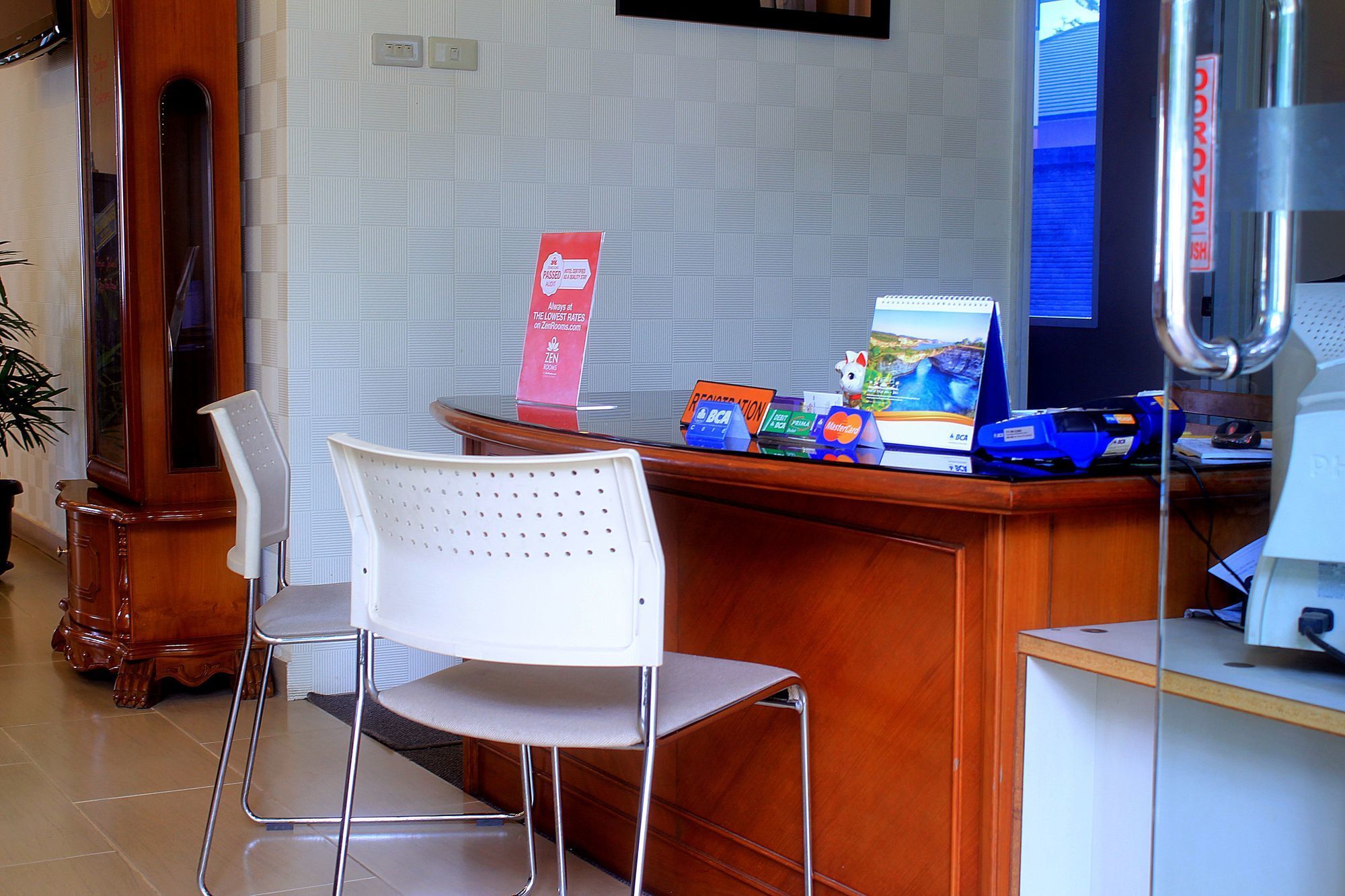Zen Rooms Bukit Tunggul Bandung Exterior foto