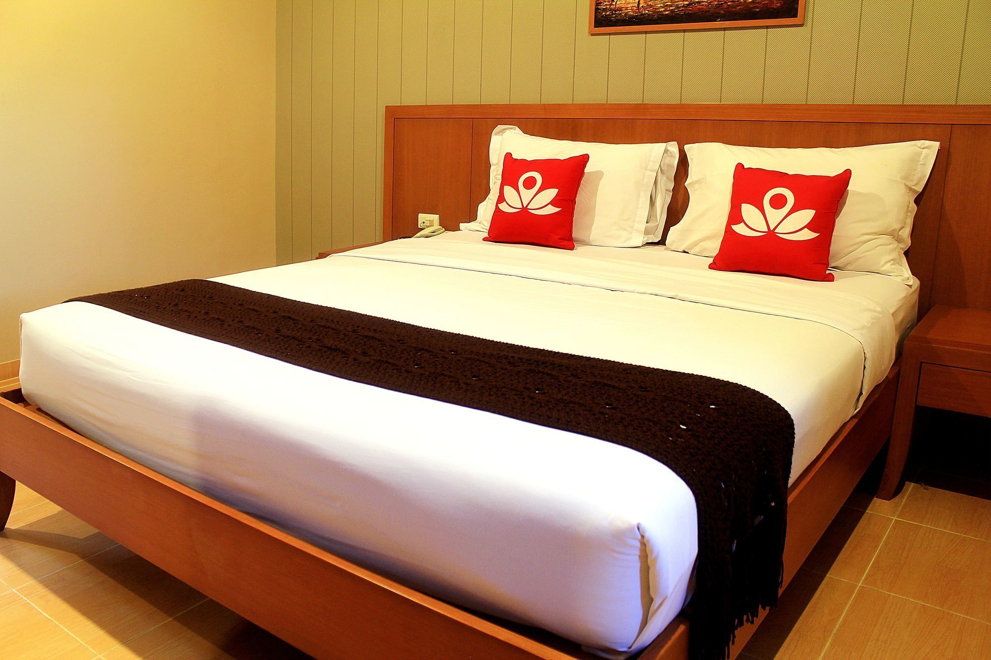 Zen Rooms Bukit Tunggul Bandung Exterior foto